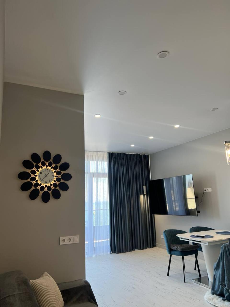 Magnit Apartments У Самого Моря Odesa Exterior foto